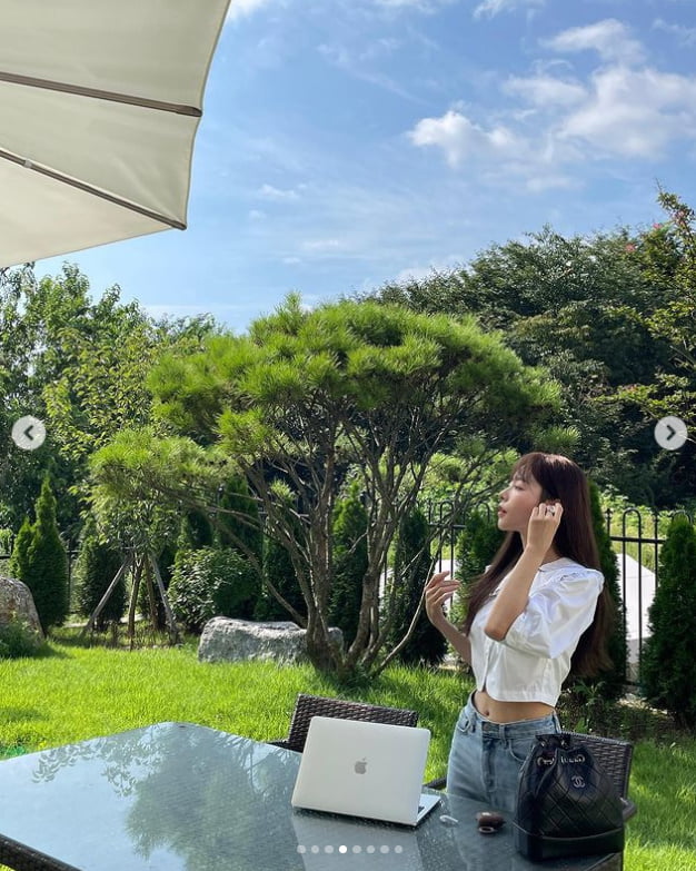 '박성광♥' 이솔이, 개미허리 헐렁한 청바지...여름아 가지마[TEN★]