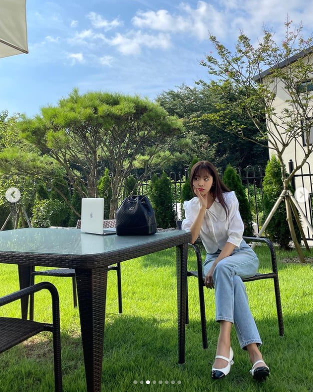 '박성광♥' 이솔이, 개미허리 헐렁한 청바지...여름아 가지마[TEN★]