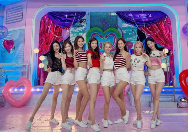 소녀시대, 누가 누가 다리가 제일 긴가…학다리 모델 같은 8명[TEN★]