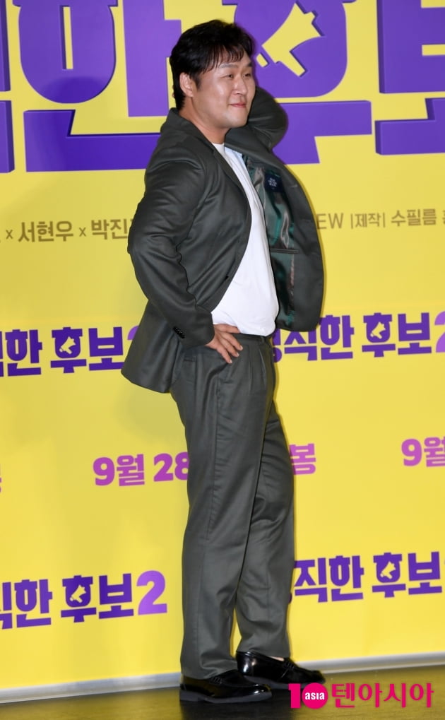 [TEN 포토] 윤경호 '아름다운 포즈'