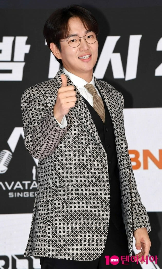 [TEN 포토] 장성규 '아바타싱어 엄지척'
