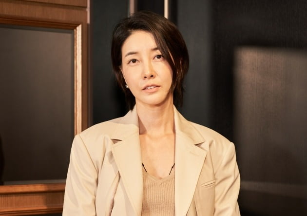 진서연 "아이 엄마 역할 굳어지는 거 싫어…원래부터 치정 멜로 하고팠다"[인터뷰②]