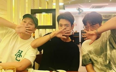 '슬의생' 시즌3 가나요…정경호·김대명, 신원호 PD와 회동 포착 [TEN★]