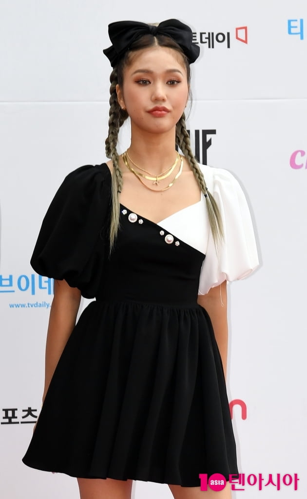 [TEN 포토] 오마이걸 미미 '요즘 대세녀~'