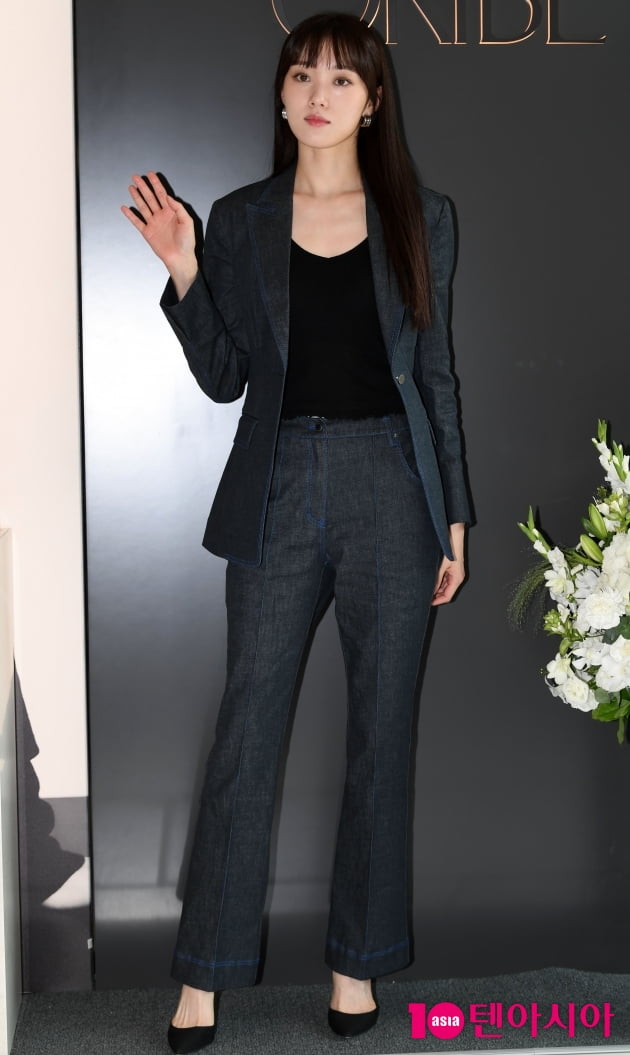 [TEN 포토] 이성경 '자연광도 돕는 '독보적 분위기' '