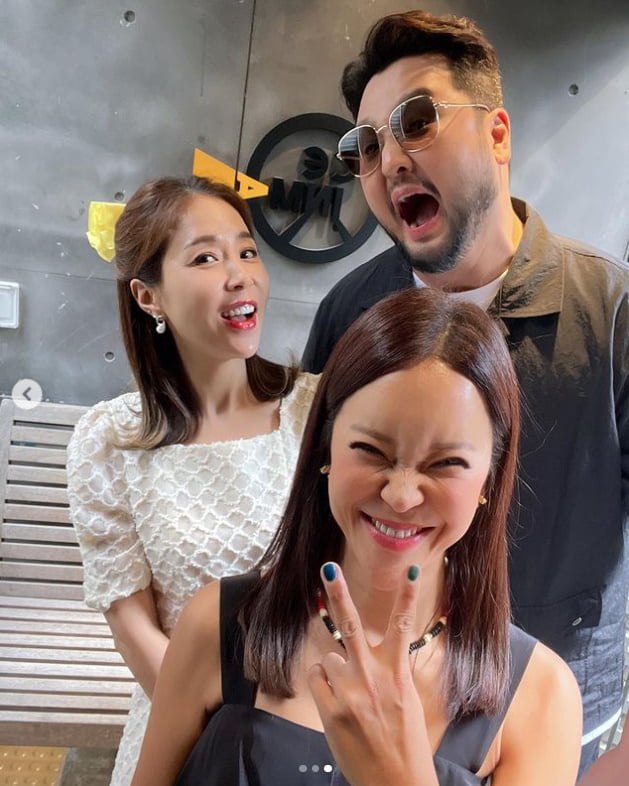 신지, 백지영x김태우 20년 넘는 우정...앞으로도 ing~[TEN★]