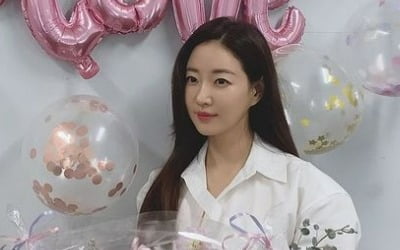 김사랑, 도대체 관리 비법이 뭘까…꽃보다 아름다운 '45세'[TEN★]