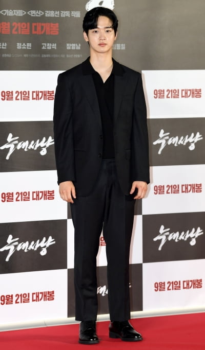 [TEN 포토] 장동윤 '진지한 모습도 멋져'