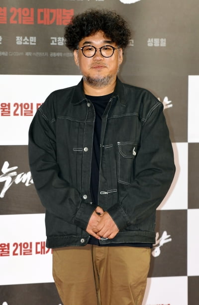 [TEN 포토] '늑대사냥' 연출한 김홍선 감독