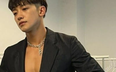 '김태희♥' 비, 40대 맞아? 쫙 갈라진 가슴 근육…제대로 성났네 [TEN★]