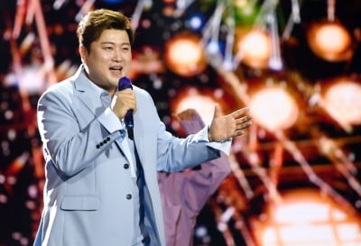 [TEN 포토] 김호중 '트바로티의 미소'