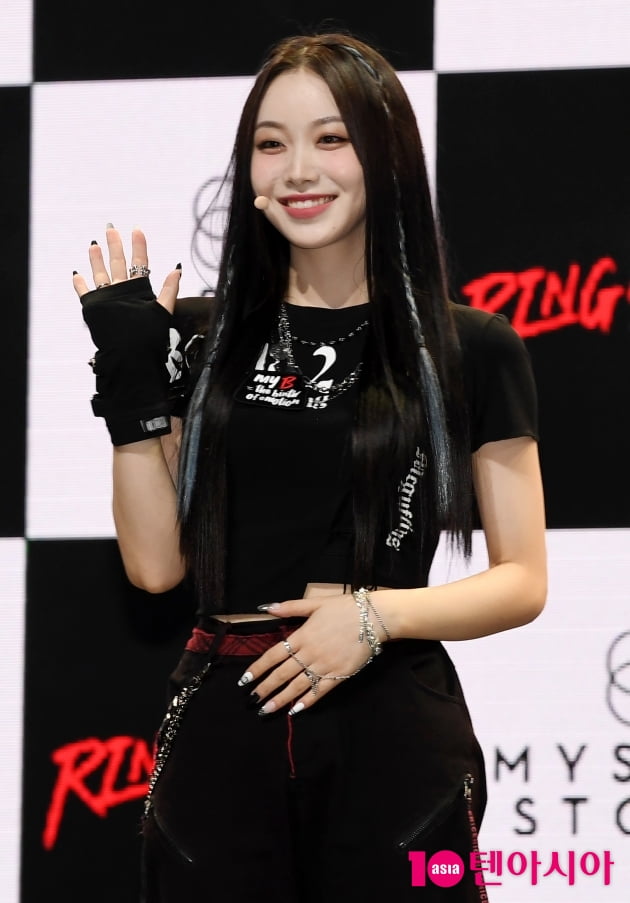 [TEN 포토] 빌리 수현 '상큼한 미소'