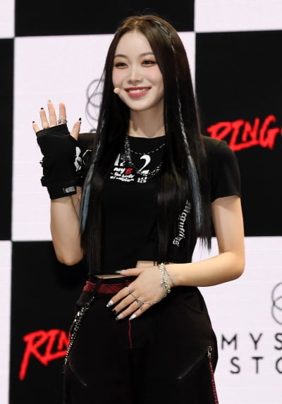 [TEN 포토] 빌리 수현 '상큼한 미소'