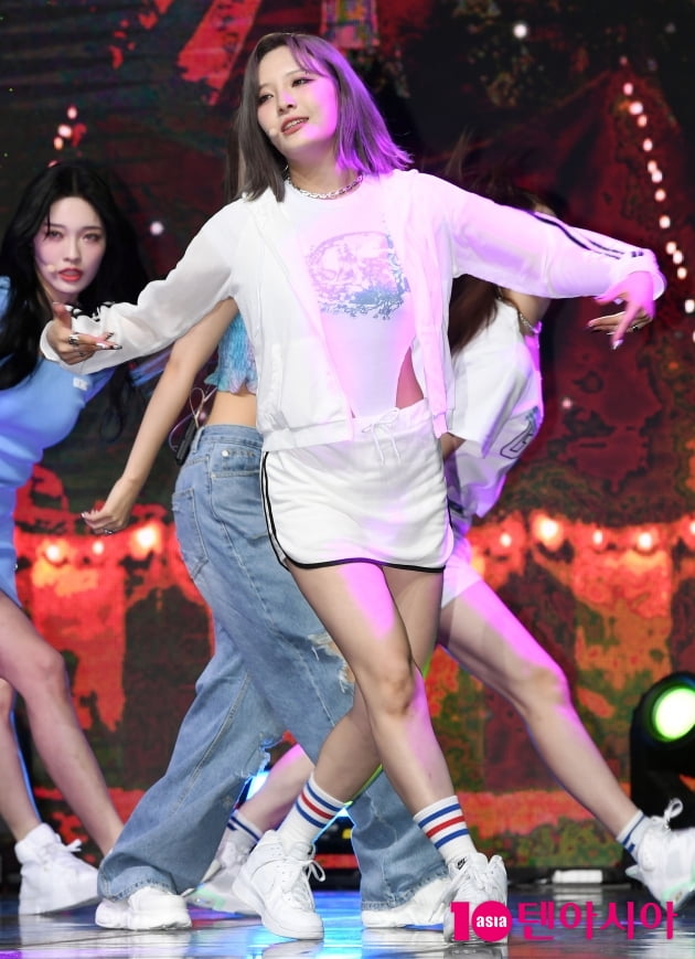 [TEN 포토] 빌리 문수아 '카리스마 넘치는 래퍼'