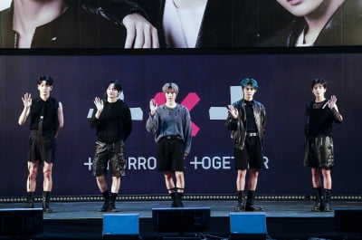 투모로우바이투게더, 日 흔들었다…오리콘·라인뮤직 최상위권