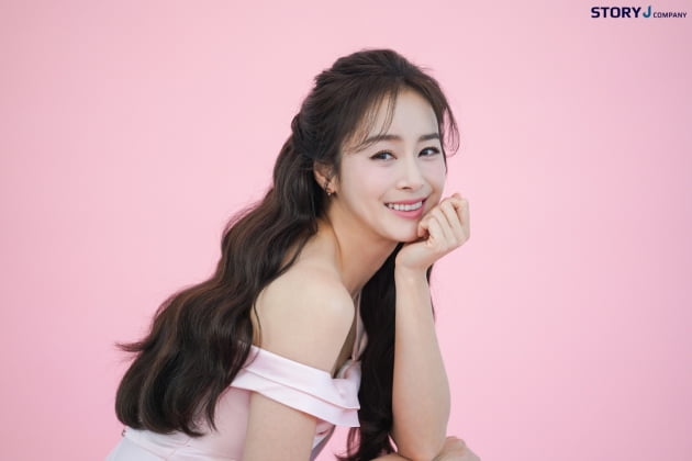 김태희 /사진제공=스토리제이컴퍼니