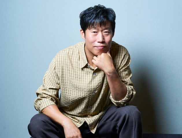 '공조2' 유해진 "새롭게 합류한 다니엘 헤니, 몸에 밴 매너·건강한 생각 부러워"[인터뷰③]