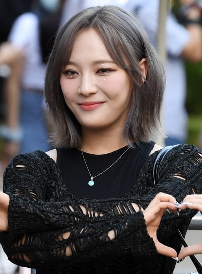 [TEN 포토] 빌리 문수아 '보조개 미소'