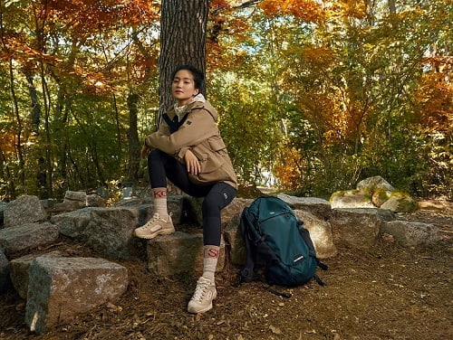 아웃도어도 트렌디하게! 김태리가 제안하는 가을 등산 패션