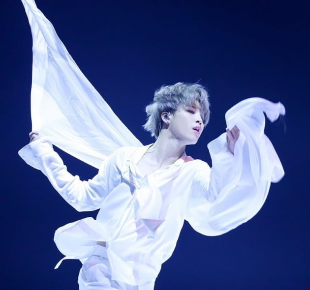 방탄소년단 지민, 천부적 재능의 현대무용 실력 전문가들도 감탄...완벽주의 '춤의 제왕'