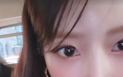 이미주, 초근접 셀카에도 '빛나는 미모'…귀여움·청순美 다 가졌네[TEN★]