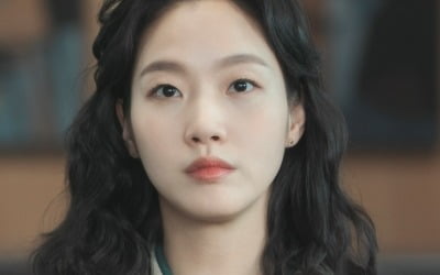김고은, 성형한 추자현 700억 유산 받고 달라졌다…오정세와 신경전 ('작은아씨들')