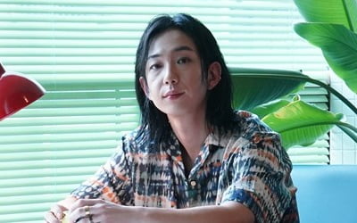 임윤성, 강렬한 카리스마 발산…'미드나잇 드라이버' MV 비하인드 컷 공개