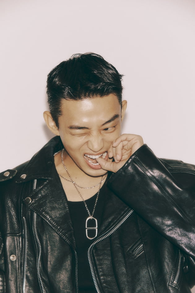 유아인 "촌놈에 왕따 자처했었던 나, 이젠 동료들과 게임도 함께"('서울대작전')