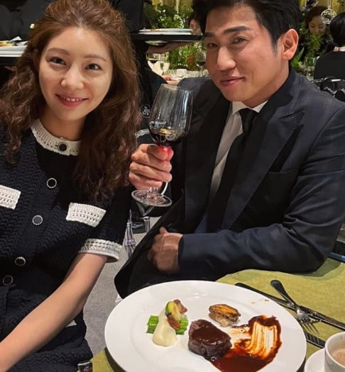 '정겨운 아내' 김우림, 남편은 이미 재혼인데…"결혼식 또 하고싶어"[TEN★]