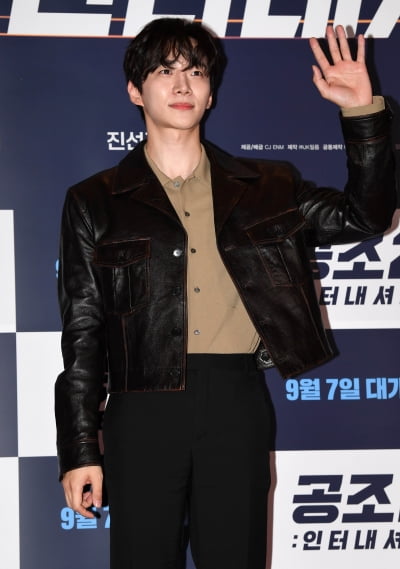 [TEN 포토] 이준호 '공조2 잘볼께요'