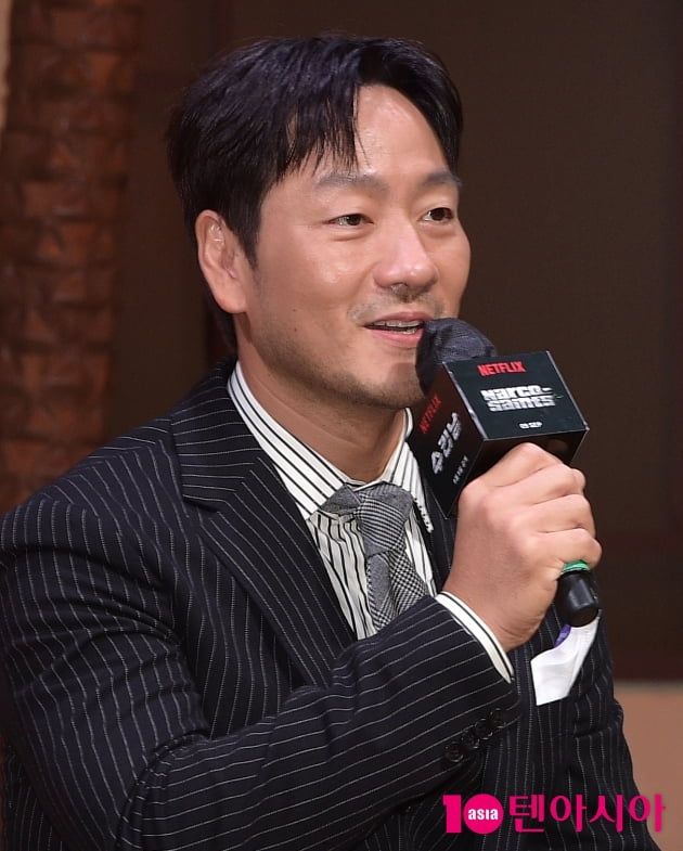 [TEN 포토] 박해수 "넷플릭스 공무원 넘어 지분 있었으면 좋겠다"