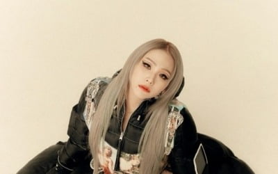 씨엘, 한복 입어도 드러낸 '힙한 매력'…"해피 추석"[TEN★]