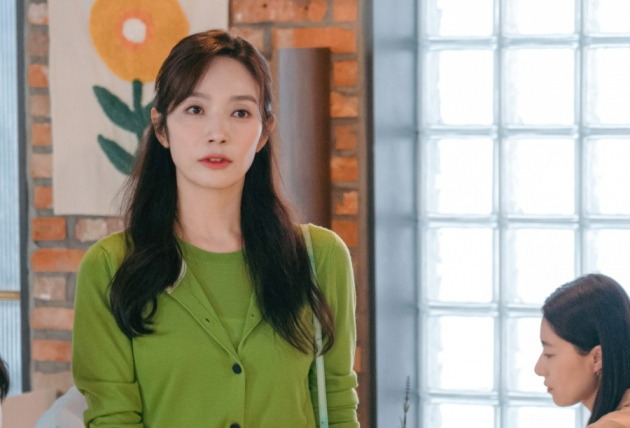 '싱글맘' 이민영, 조복래와 동네 주민…이승기·이세영과 얽힌다('법대로 사랑하라')