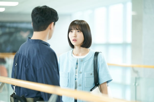 주현영, 지코의 적극 대시에 당황…권혁수와 뽀뽀했다('복학생')