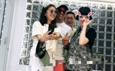 "곧 출산" 손담비♥이규혁, 깜짝 축하…달달한 신혼부부[TEN★]