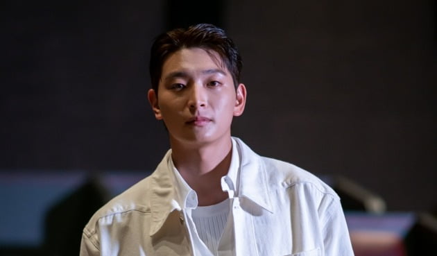 정진운 "택연→이준호 2PM, 구 JYP 사옥서 귀신 많이 봐…난 도망간 적도"[인터뷰①]
