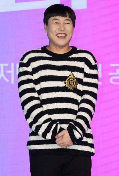[TEN 포토] 이진호 '호탕한 웃음'