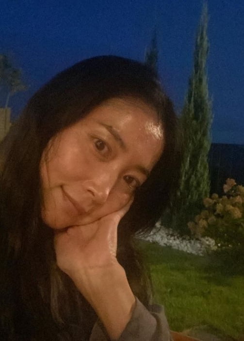 오윤아, 속부터 차오른 물광 피부…꿀이 뚝뚝[TEN★]