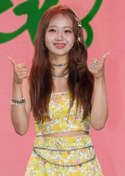 [TEN 포토] 위키미키 최유정 ''선플라워' 최고'