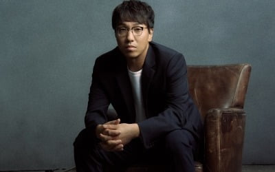 '수리남'으로 드라마 첫 도전 윤종빈 감독 "위궤양 걸려…시즌2는 '난리' 나면"[인터뷰③]