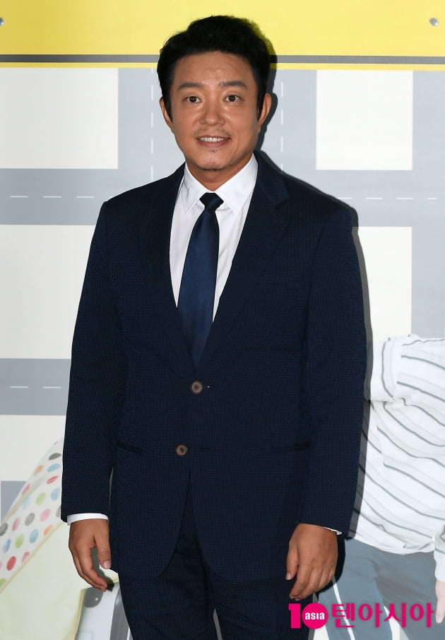 [TEN 포토] 이범수 '코미디황제 귀환'
