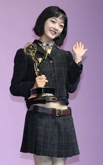 [TEN 포토] 오징어게임 이유미 ' 에미상과 함께'
