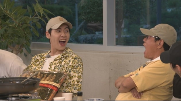 이진혁, 이경규와 불화맨스…'첫 손맛' DKZ 재찬은 향어에 입맞춤('도시어부4')