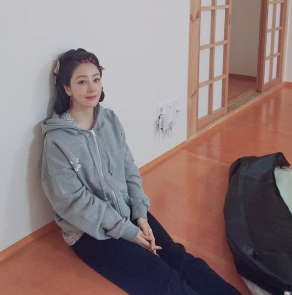 '22년째 열애ing' 오나라, 결혼을 안해서 안늙나? 동안美모[TEN★]