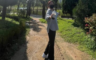 주말은 무조건 ♥새남친과 보내나봐…'돌싱' 유소민, 함박웃음[TEN★]
