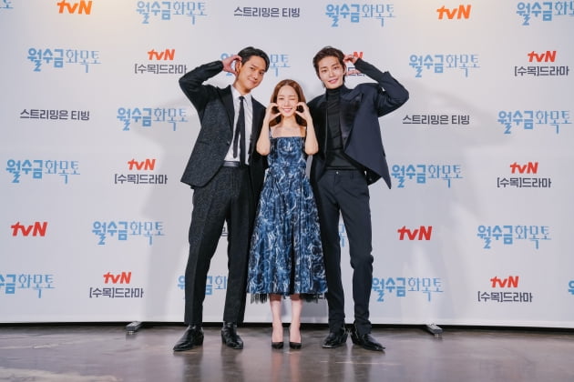 [종합] "출세작 욕심" 로코퀸·킹을 꿈꾸는 고경표♥박민영♥김재영('월수금화목토'')