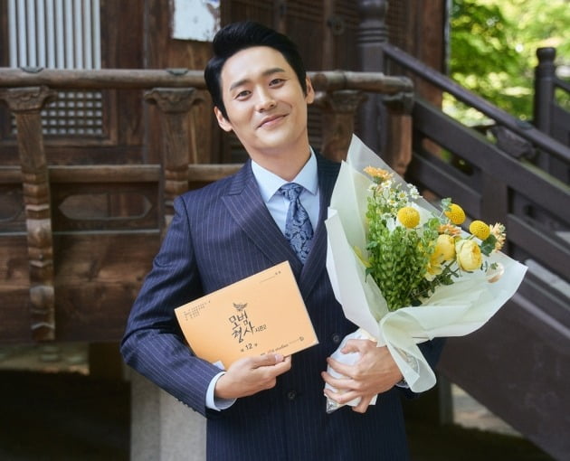 '광폭 빌런' 최대훈 "'모범형사2', 정이 든 또 하나의 팀…신나게 일한 현장"[일문일답]