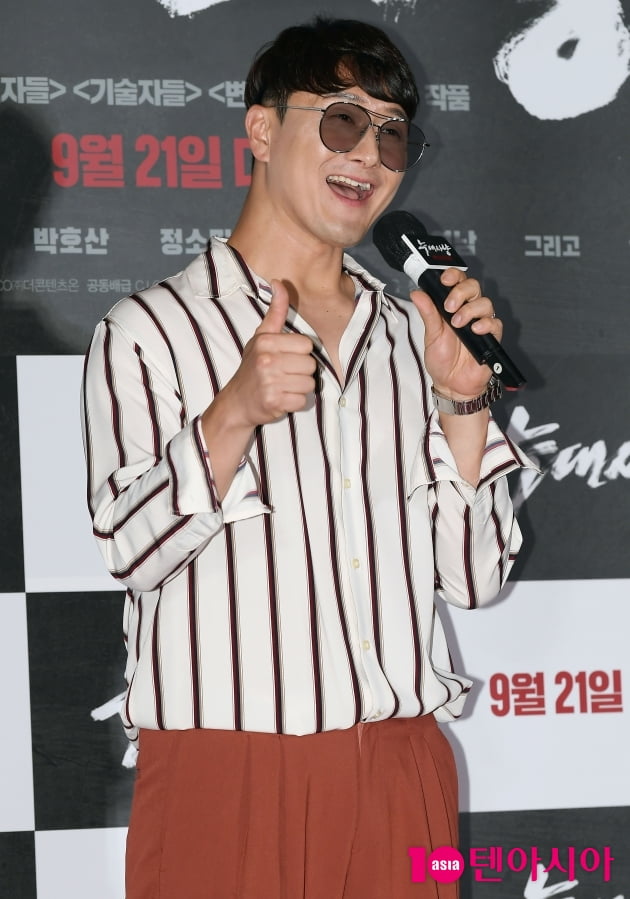 [TEN 포토] 김원효 '영화 '늑대사냥' 대박~'