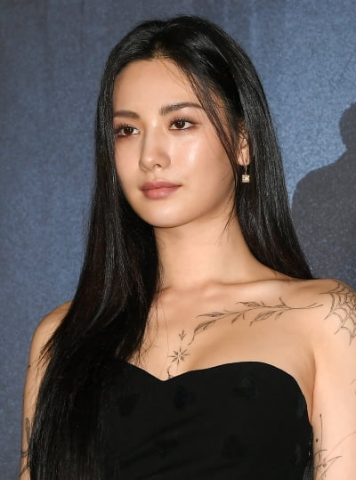 [TEN 포토] 나나 '신비한 미모'