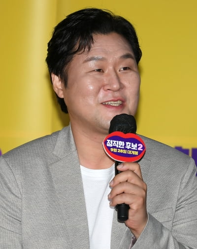 [TEN 포토] 윤경호 '라미란 남편으로 또 나와요'
